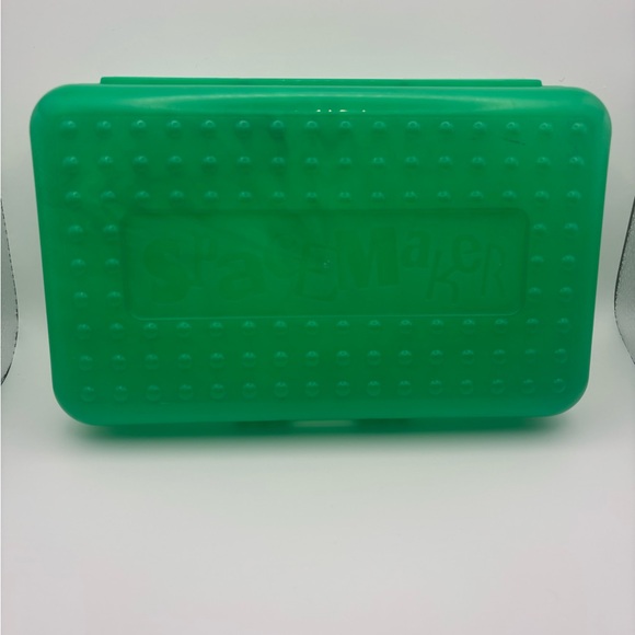 Vintage Spacemaker green pencil box - Picture 1 of 4